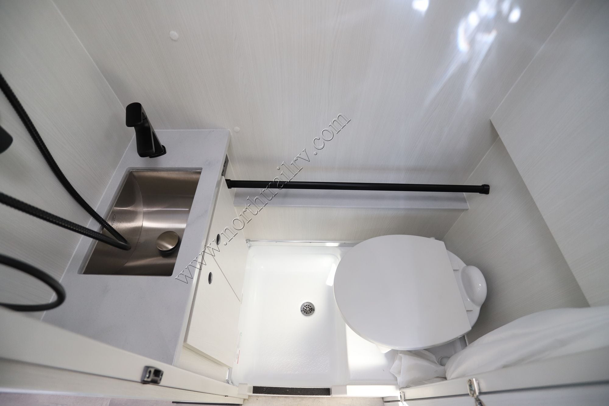 Used 2025 Pleasure-Way Plateau TS Class B  For Sale