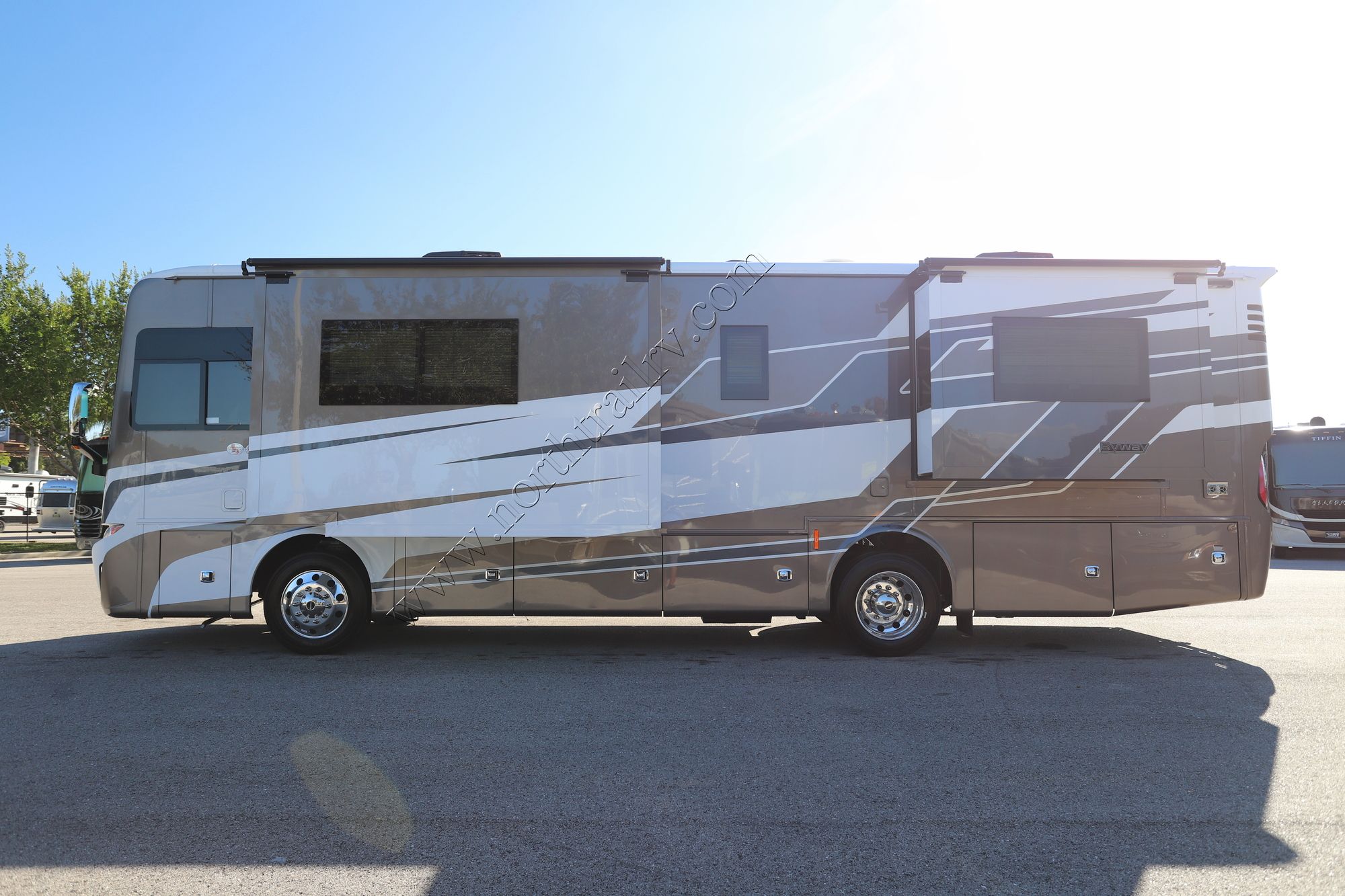 New 2026 Tiffin Motor Homes Byway 33FL Class A  For Sale