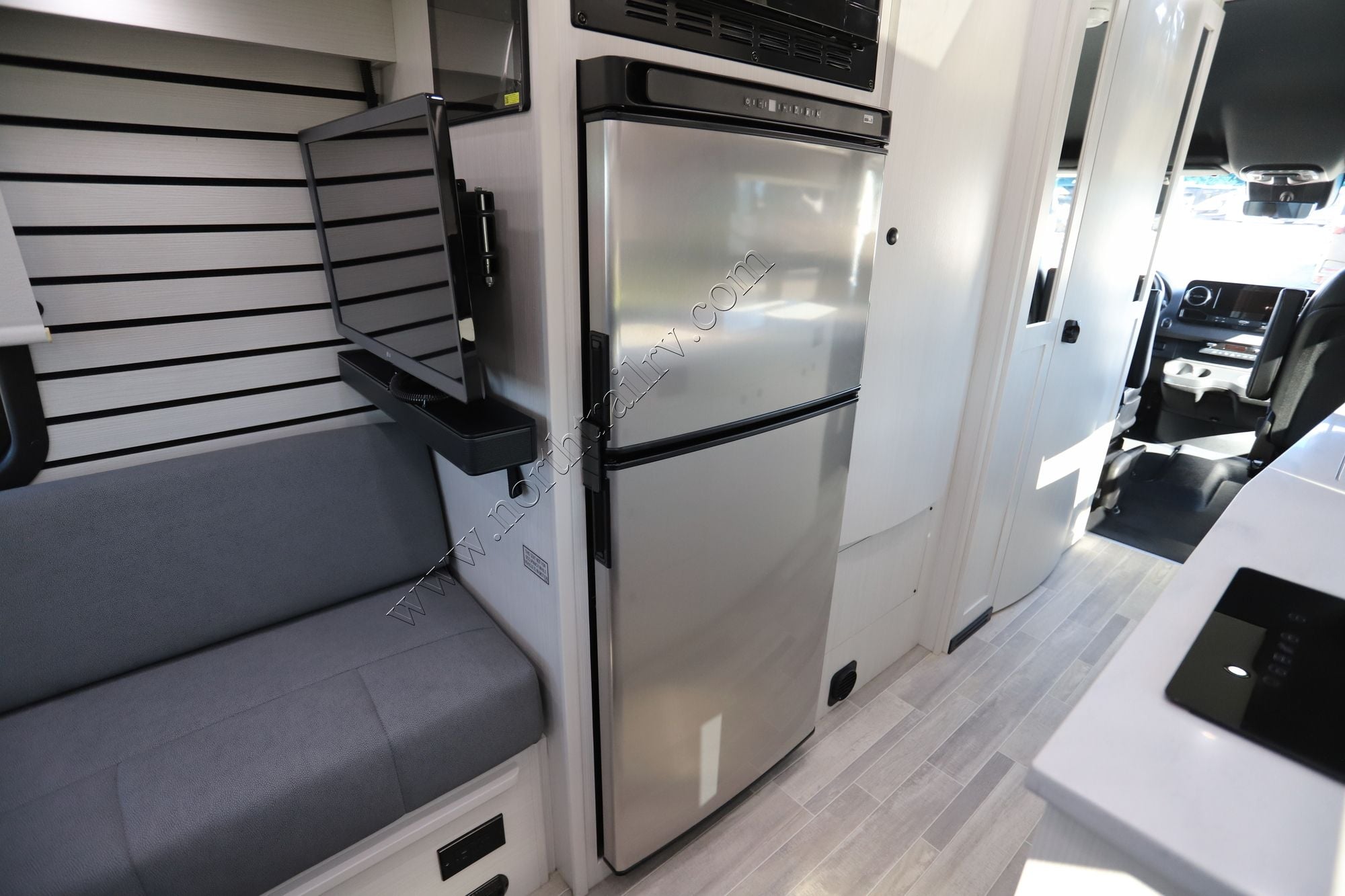 Used 2025 Pleasure-Way Plateau TS Class B  For Sale