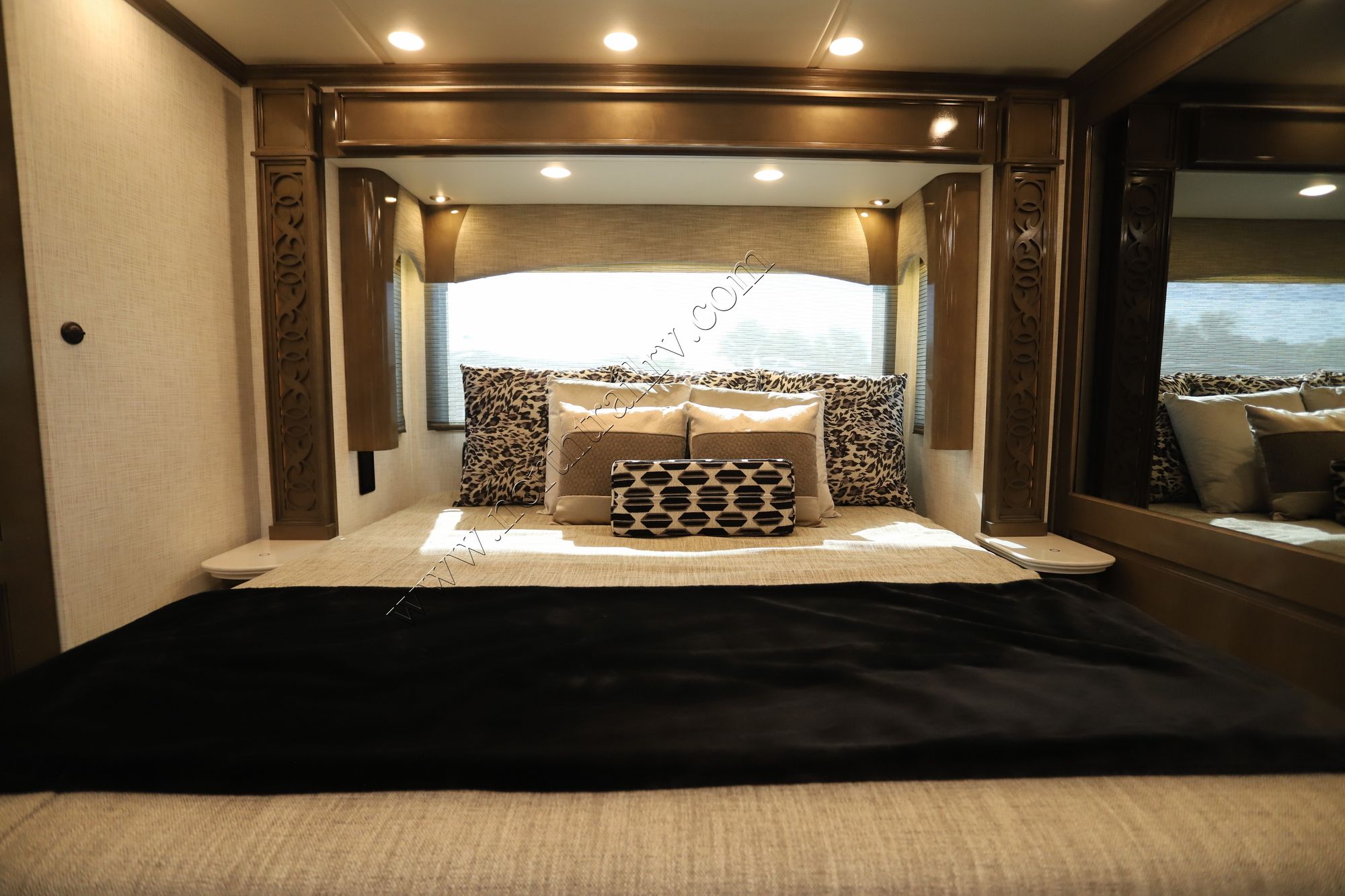 New 2026 Newmar Essex 4569 Class A  For Sale