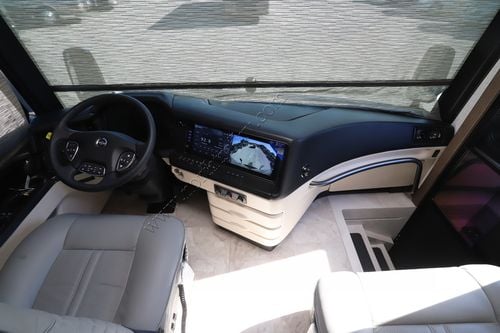 2026 Newmar Essex 4569