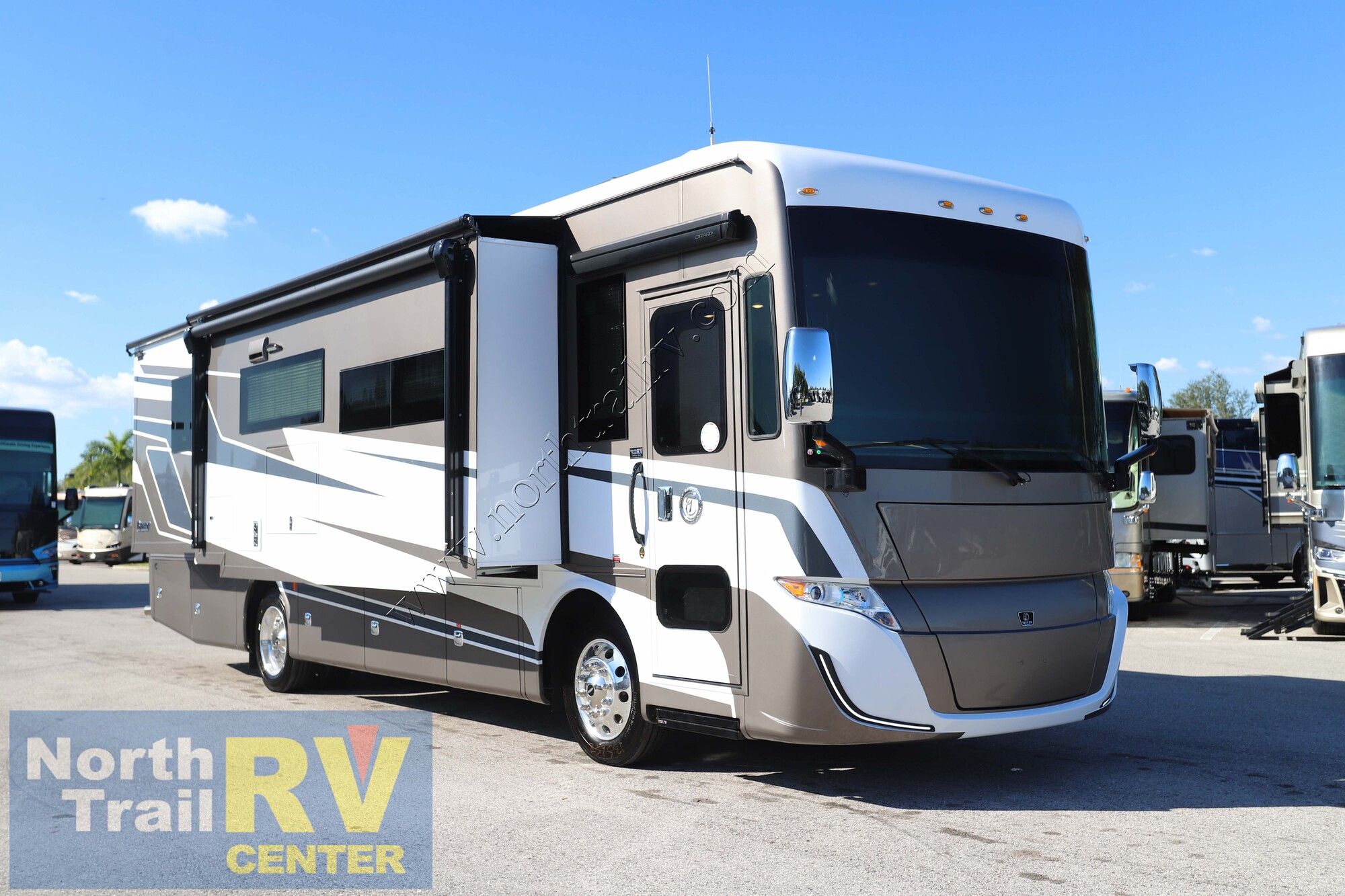 New 2026 Tiffin Motor Homes Byway 33FL Class A  For Sale