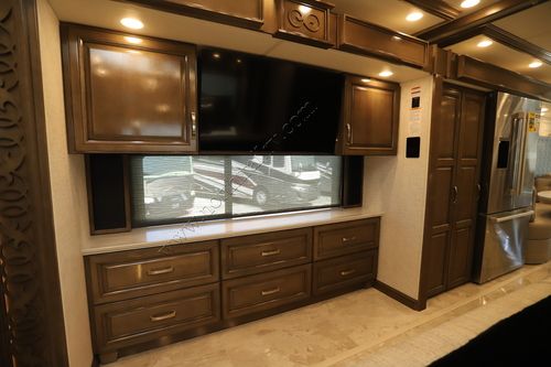 2026 Newmar Essex 4569