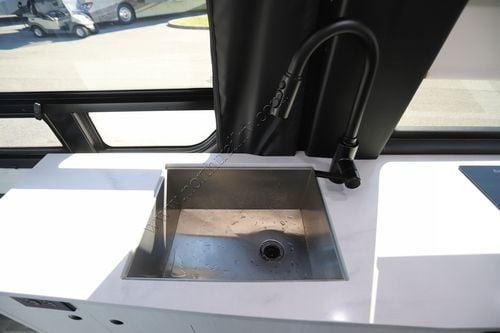 2025 Pleasure-Way Plateau TS