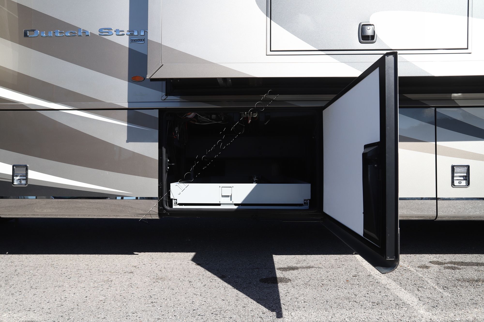 Used 2019 Newmar Dutch Star 4369 Class A  For Sale