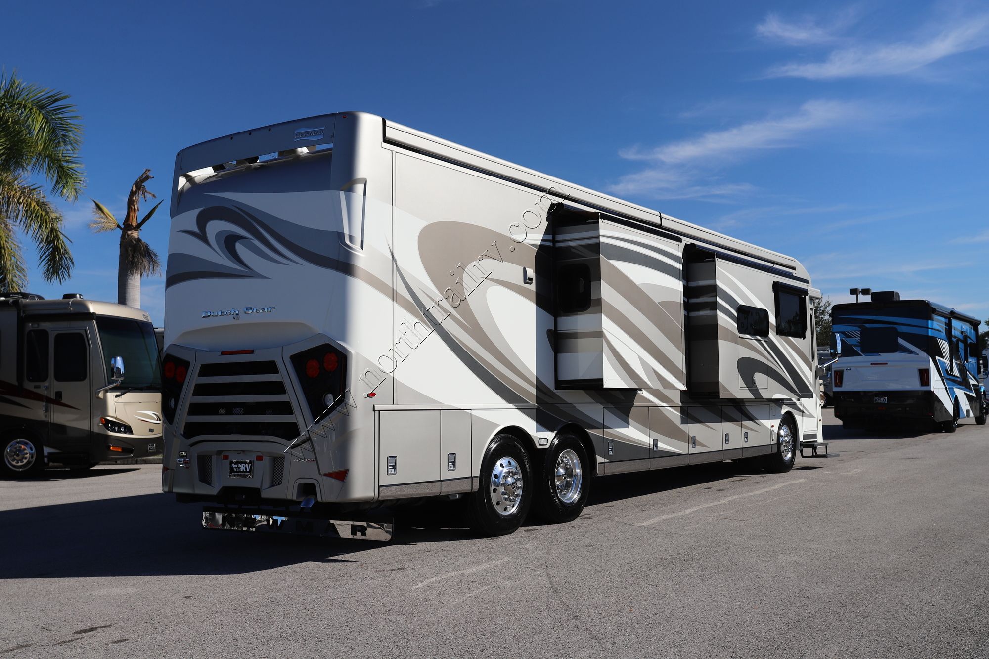 Used 2019 Newmar Dutch Star 4369 Class A  For Sale