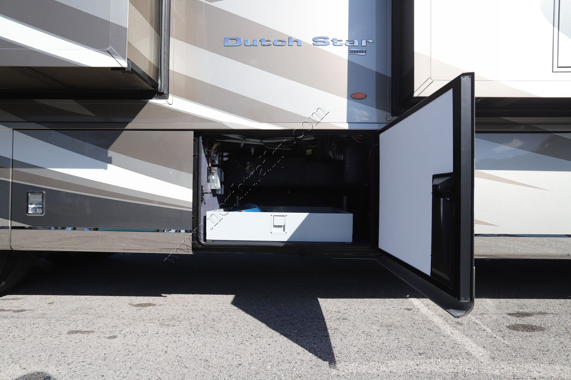 Used 2019 Newmar Dutch Star 4369 Class A  For Sale