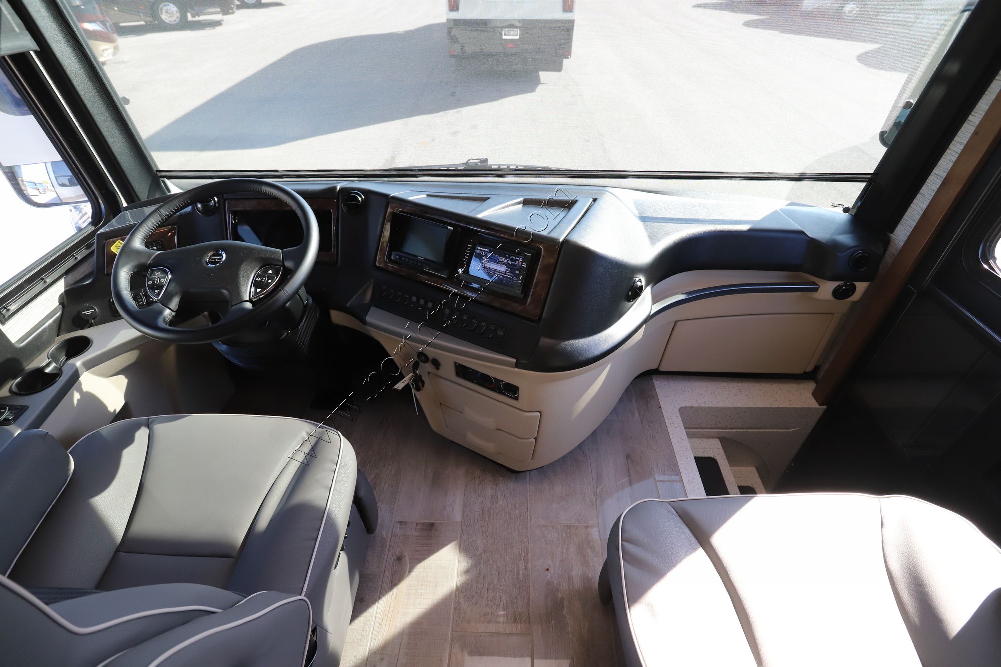 Used 2019 Newmar Dutch Star 4369 Class A  For Sale