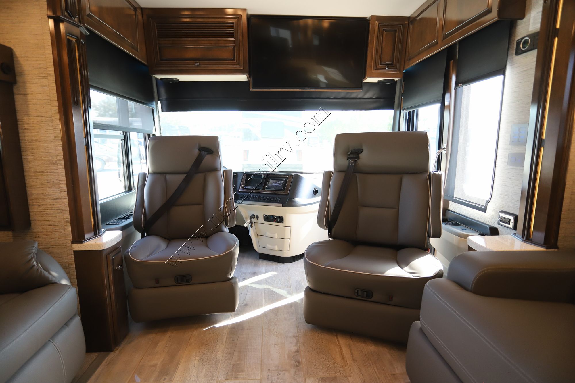 Used 2019 Newmar Dutch Star 4369 Class A  For Sale