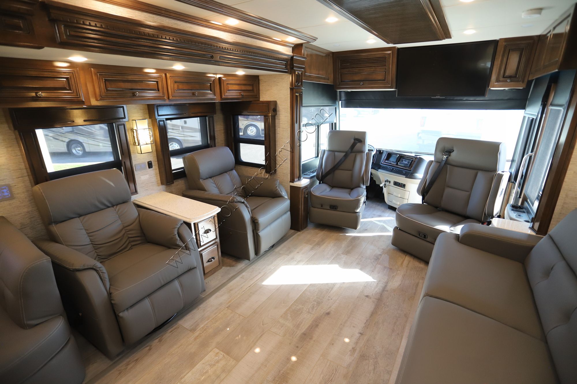 Used 2019 Newmar Dutch Star 4369 Class A  For Sale