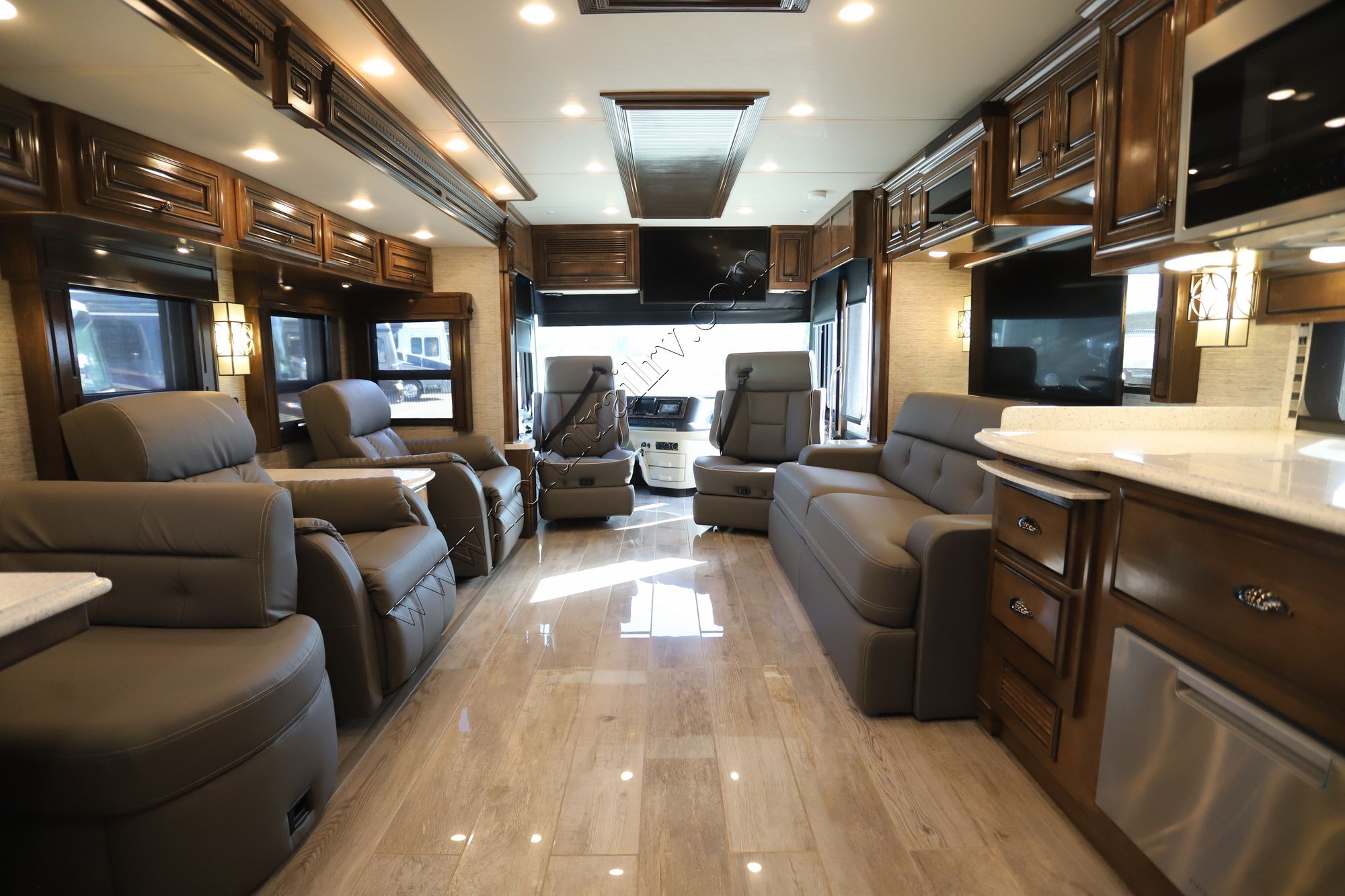 Used 2019 Newmar Dutch Star 4369 Class A  For Sale