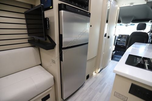 2026 Pleasure-Way Plateau TS