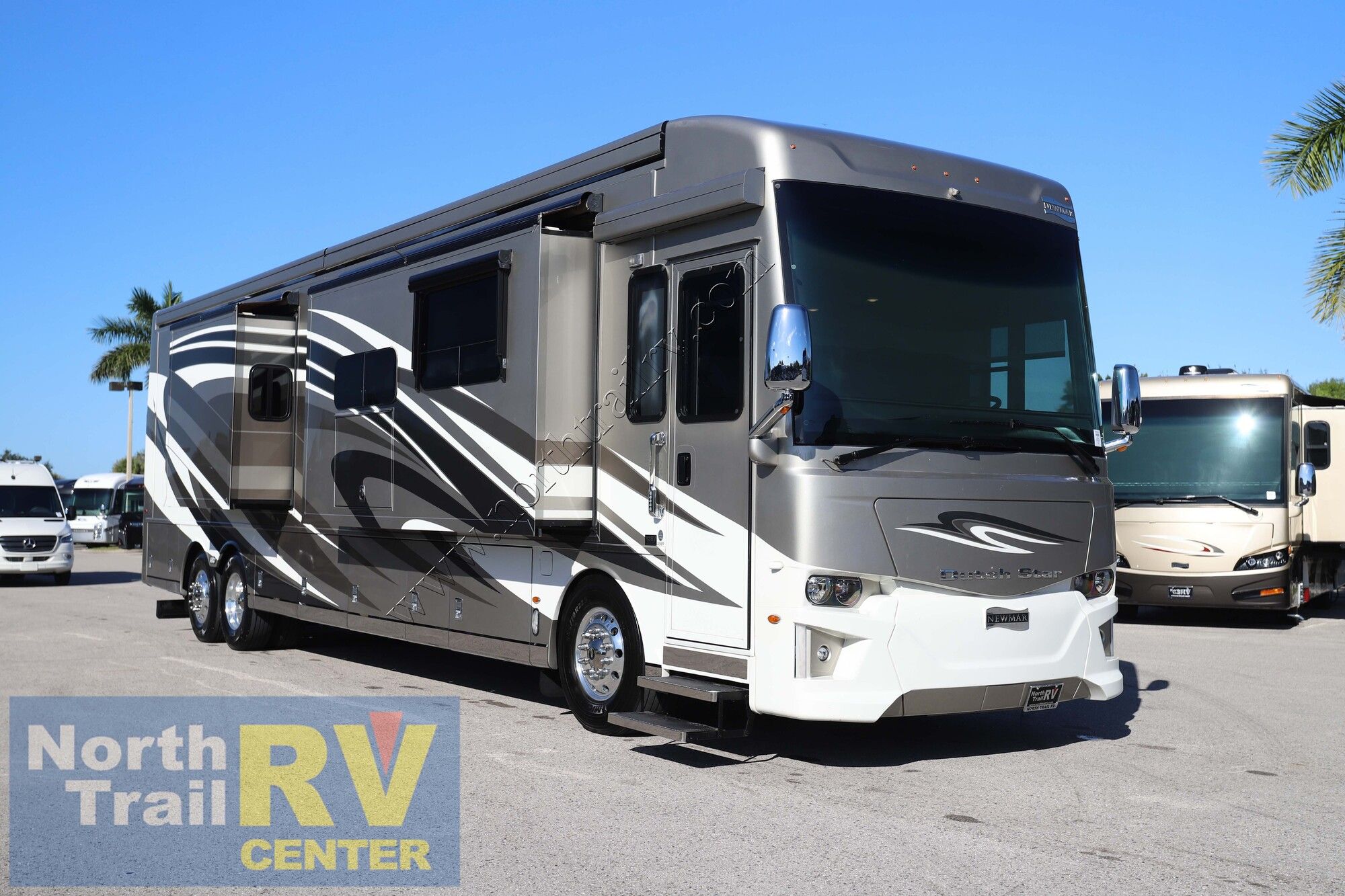 Used 2019 Newmar Dutch Star 4369 Class A  For Sale