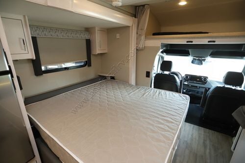 2025 Renegade Rv Vienna 25DLC