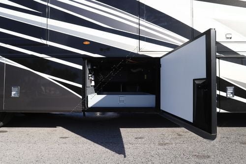 2023 Newmar Ventana 4369