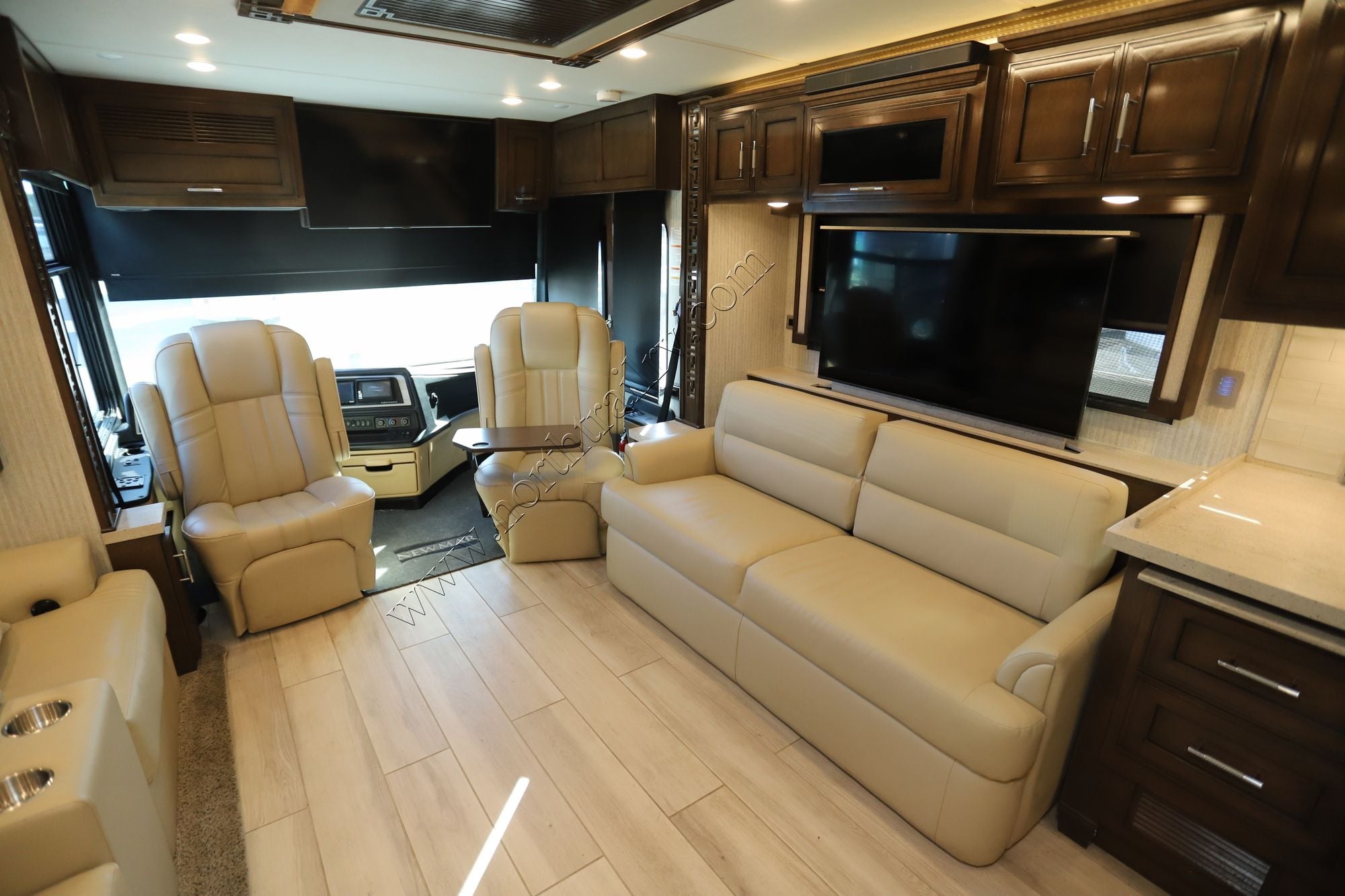 Used 2023 Newmar Ventana 4369 Class A  For Sale