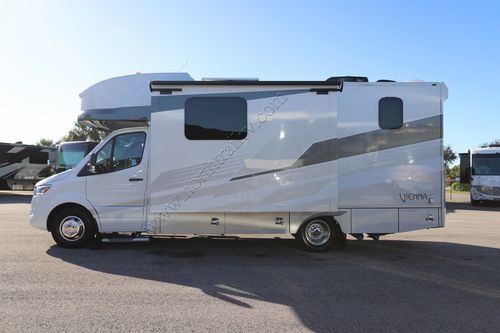 2025 Renegade Rv Vienna 25DLC