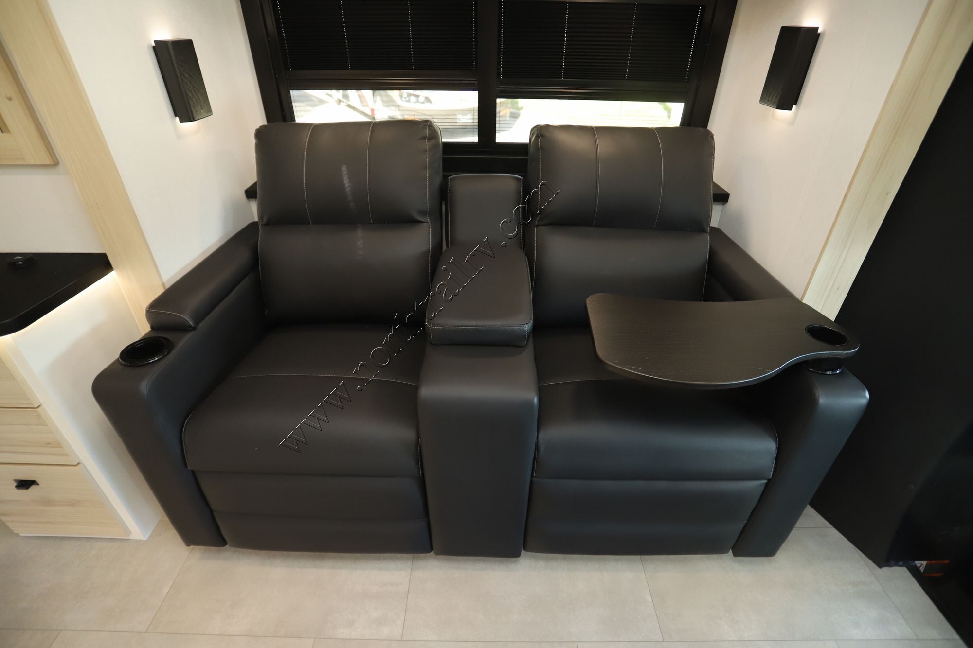 New 2026 Jayco Melbourne Prestige 25LP Class C  For Sale