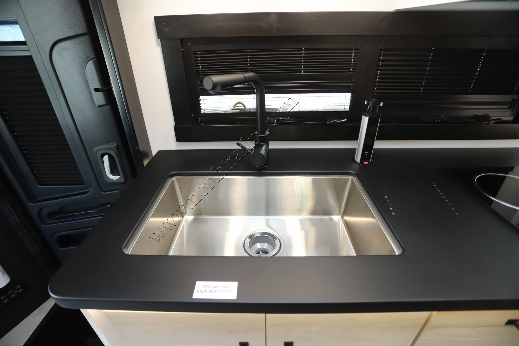 New 2026 Jayco Melbourne Prestige 25LP Class C  For Sale