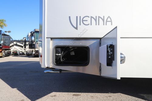 2025 Renegade Rv Vienna 25DLC