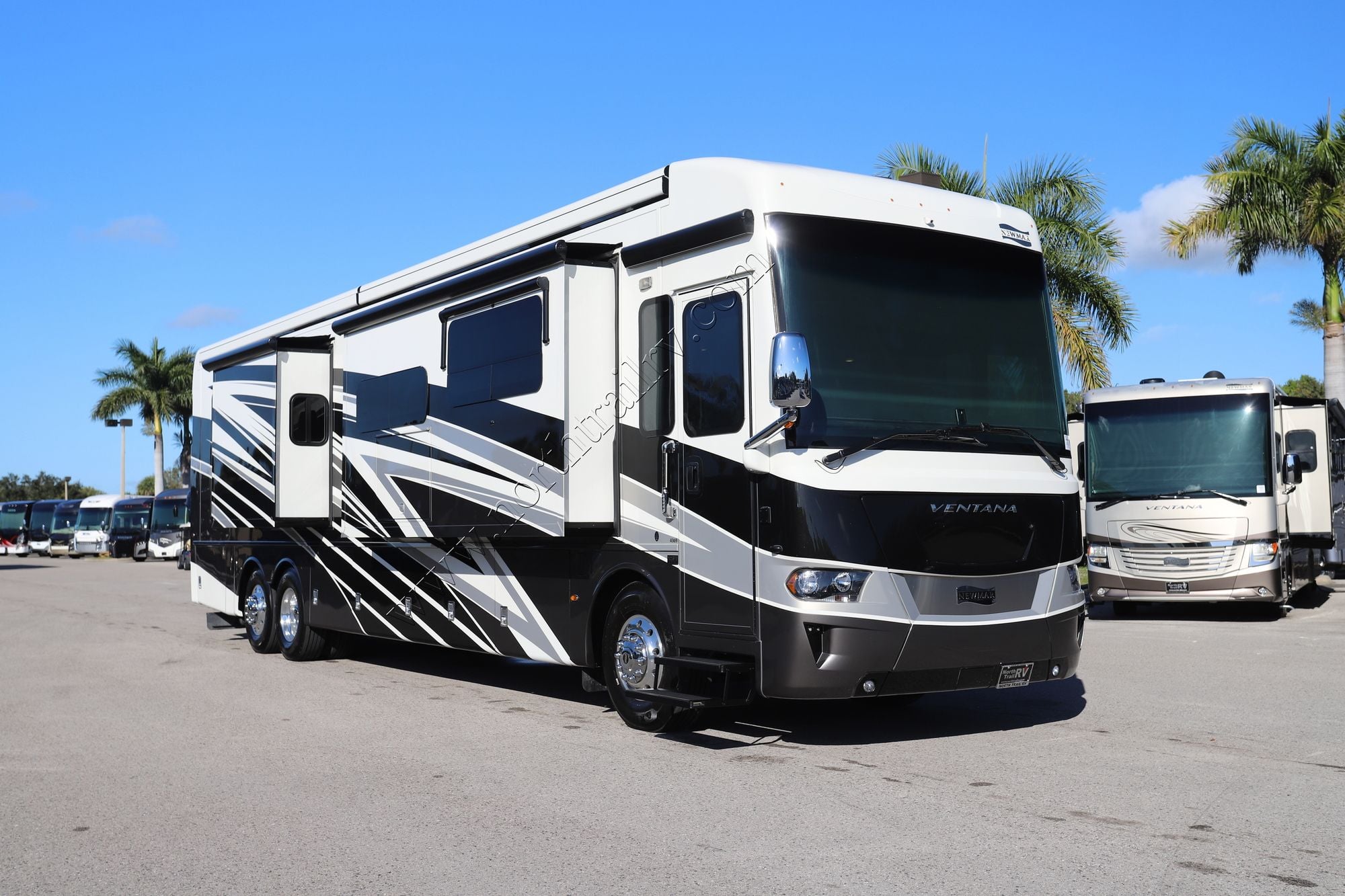 Used 2023 Newmar Ventana 4369 Class A  For Sale