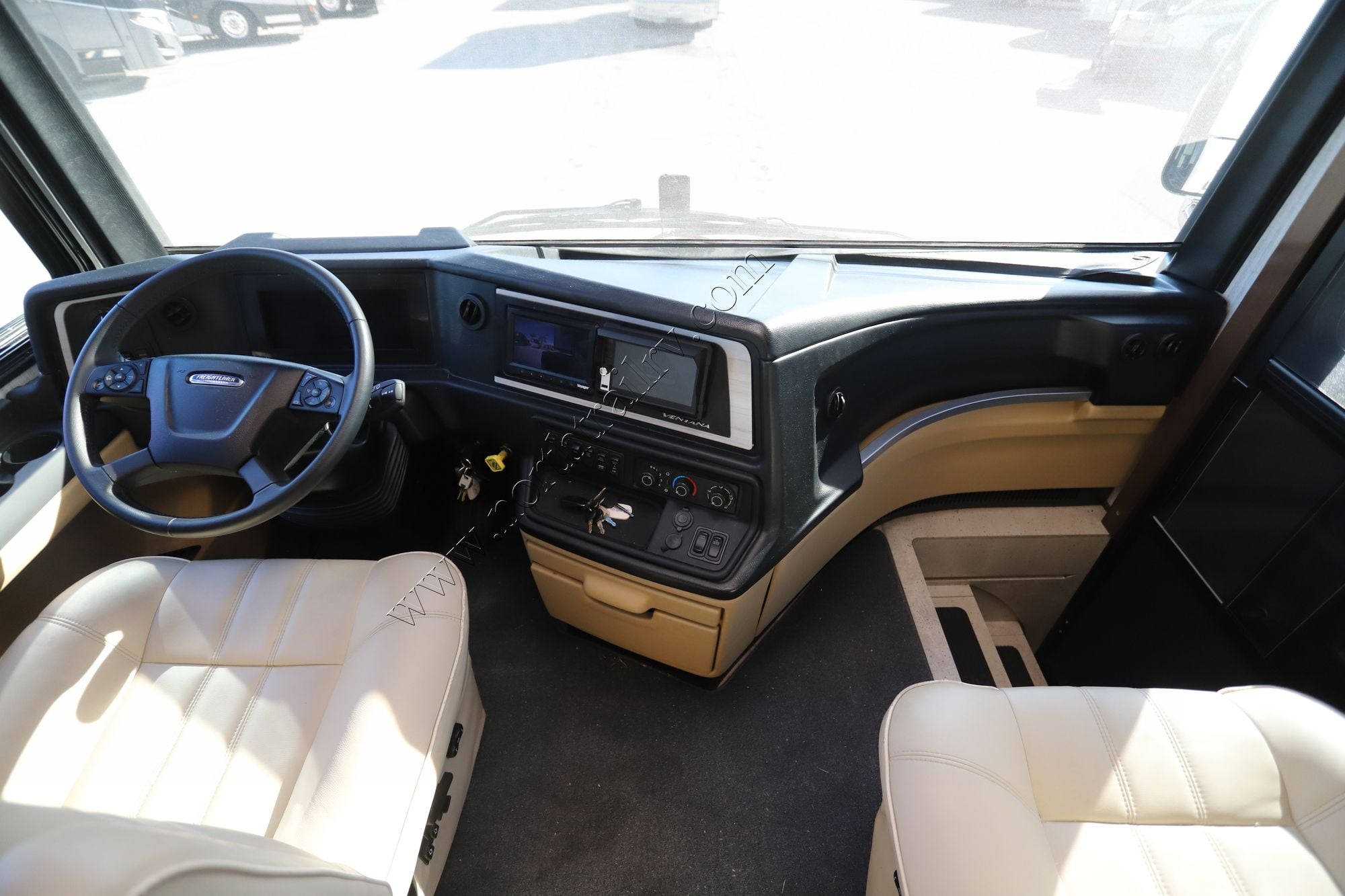 Used 2023 Newmar Ventana 4369 Class A  For Sale