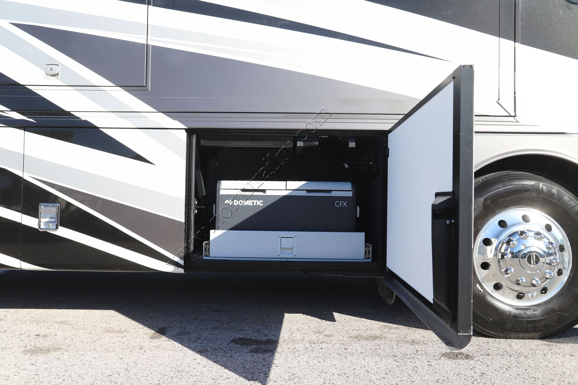 Used 2023 Newmar Ventana 4369 Class A  For Sale