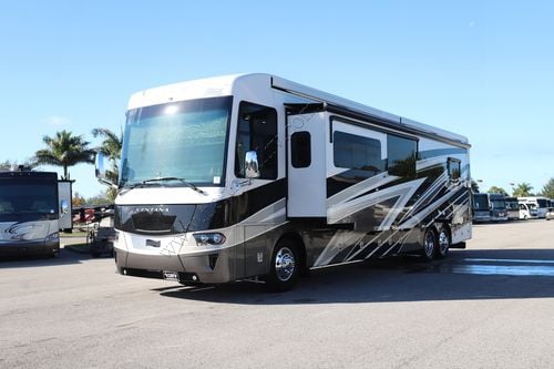 2023 Newmar Ventana 4369