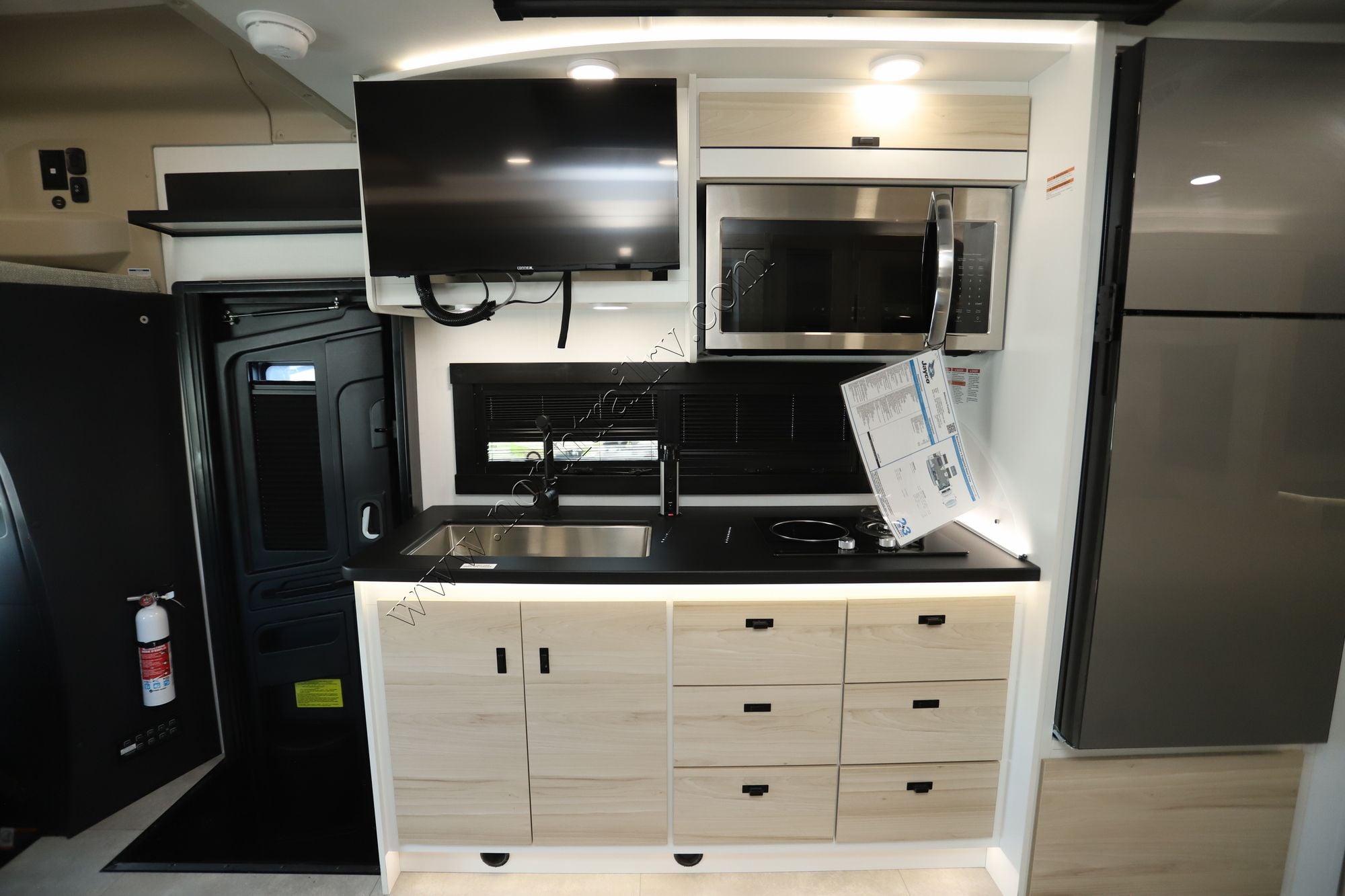 New 2026 Jayco Melbourne Prestige 25LP Class C  For Sale