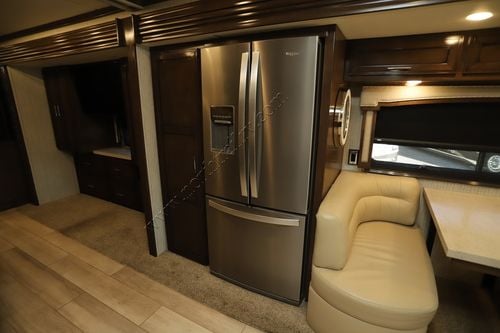 2023 Newmar Ventana 4369