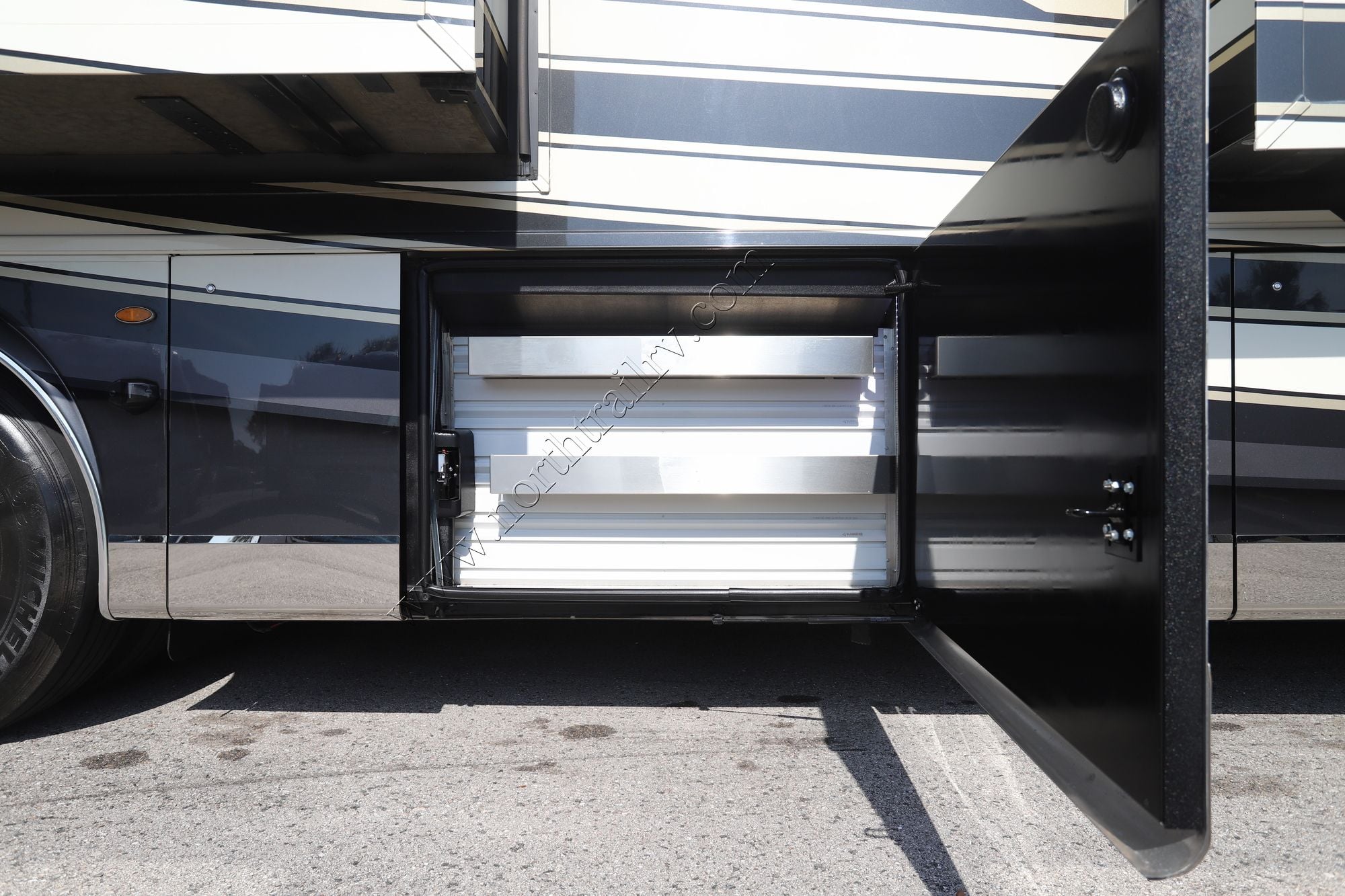 Used 2023 Newmar King Aire 4521 Class A  For Sale