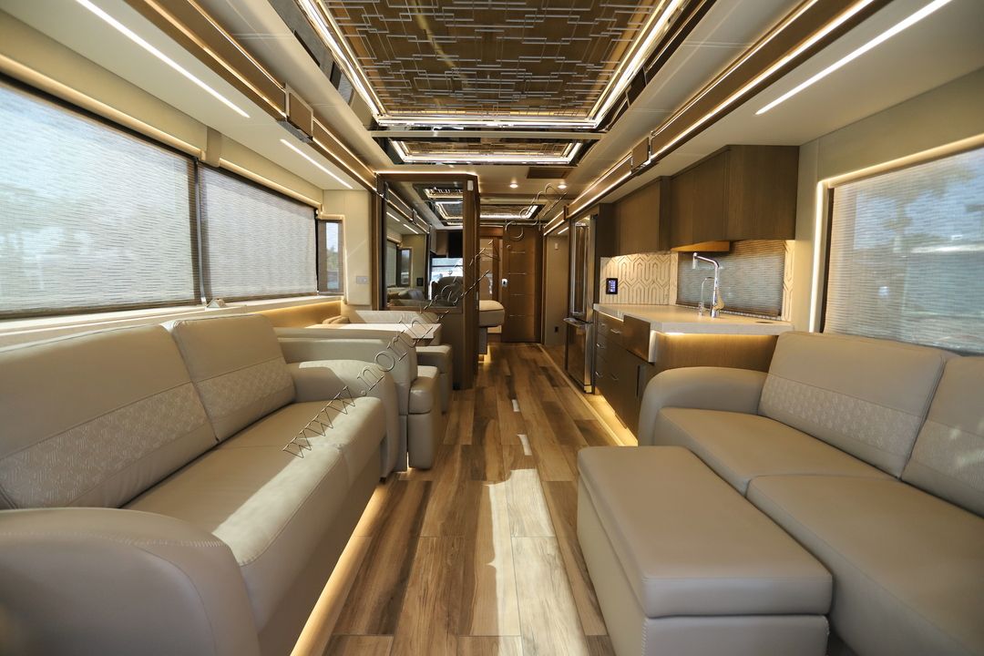 2023 Newmar King Aire 4521 16394-1