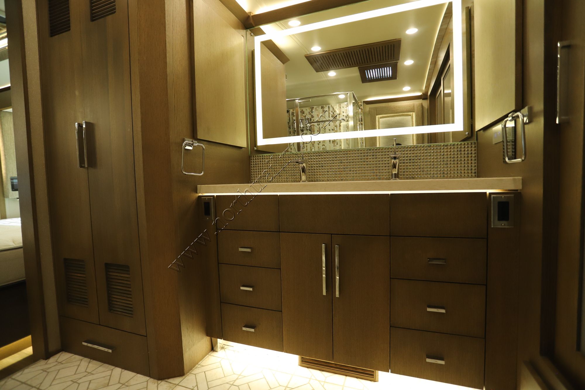 Used 2023 Newmar King Aire 4521 Class A  For Sale