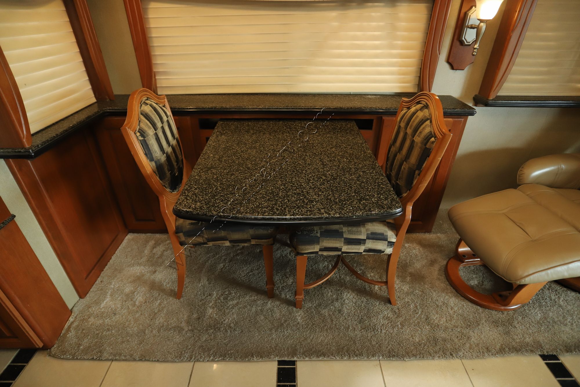 Used 2007 Country Coach Magna 630 MATISSE 40 QUAD Class A  For Sale