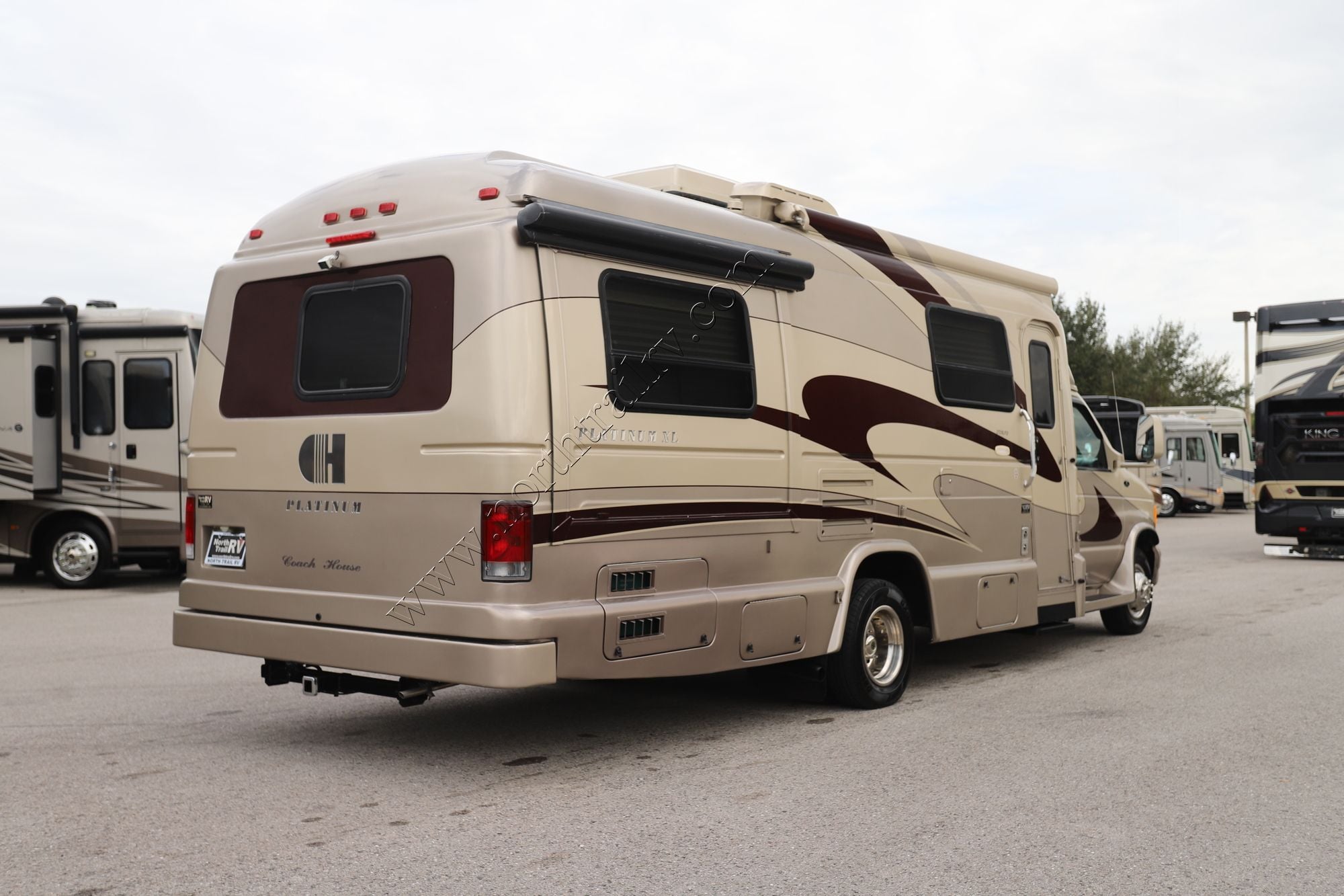 Used 2007 Coach House Platinum 272XL Class C  For Sale