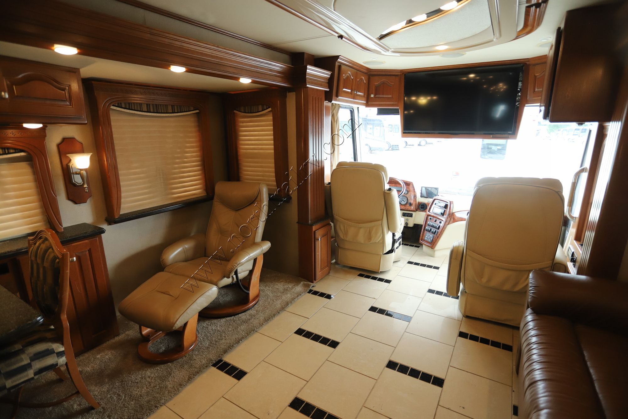 Used 2007 Country Coach Magna 630 MATISSE 40 QUAD Class A  For Sale