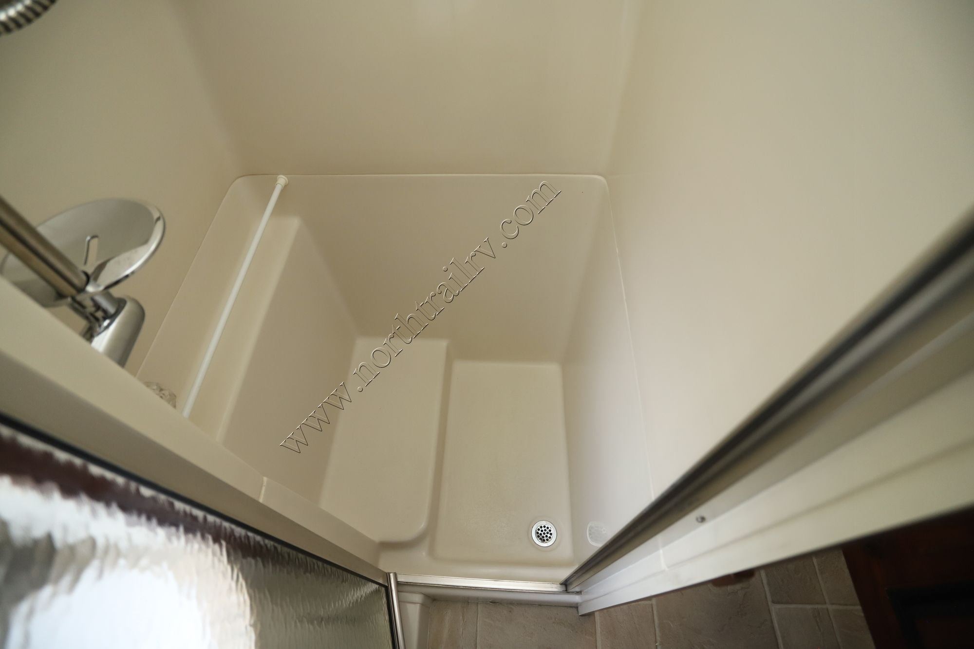 Used 2007 Coach House Platinum 272XL Class C  For Sale