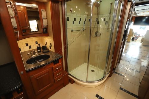 2007 Country Coach Magna 630 MATISSE 40 QUAD