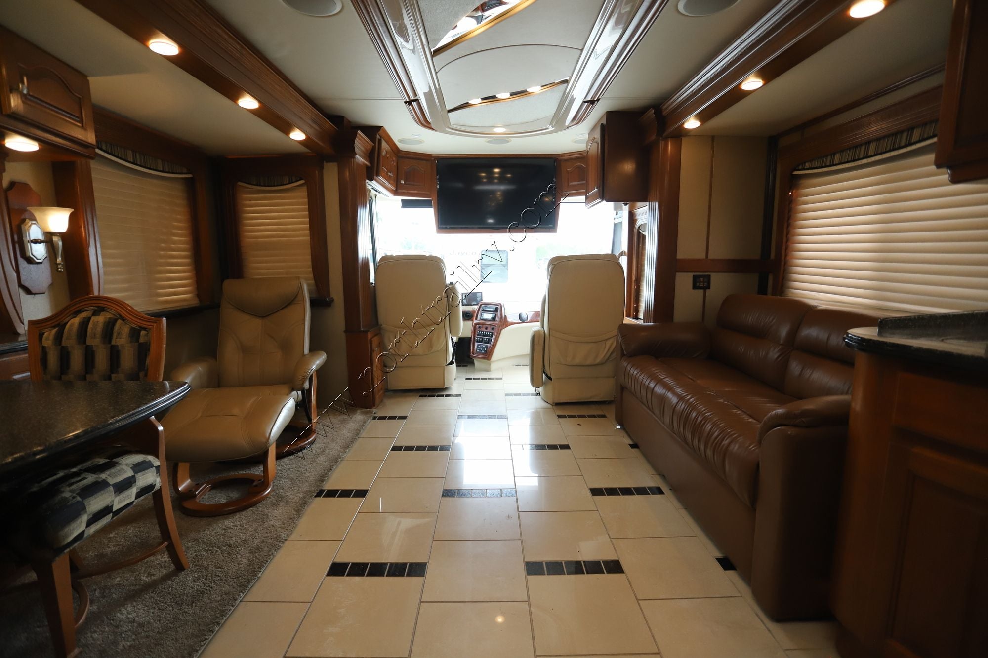 Used 2007 Country Coach Magna 630 MATISSE 40 QUAD Class A  For Sale