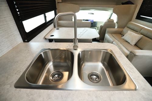 2024 Jayco Redhawk  Se 27N