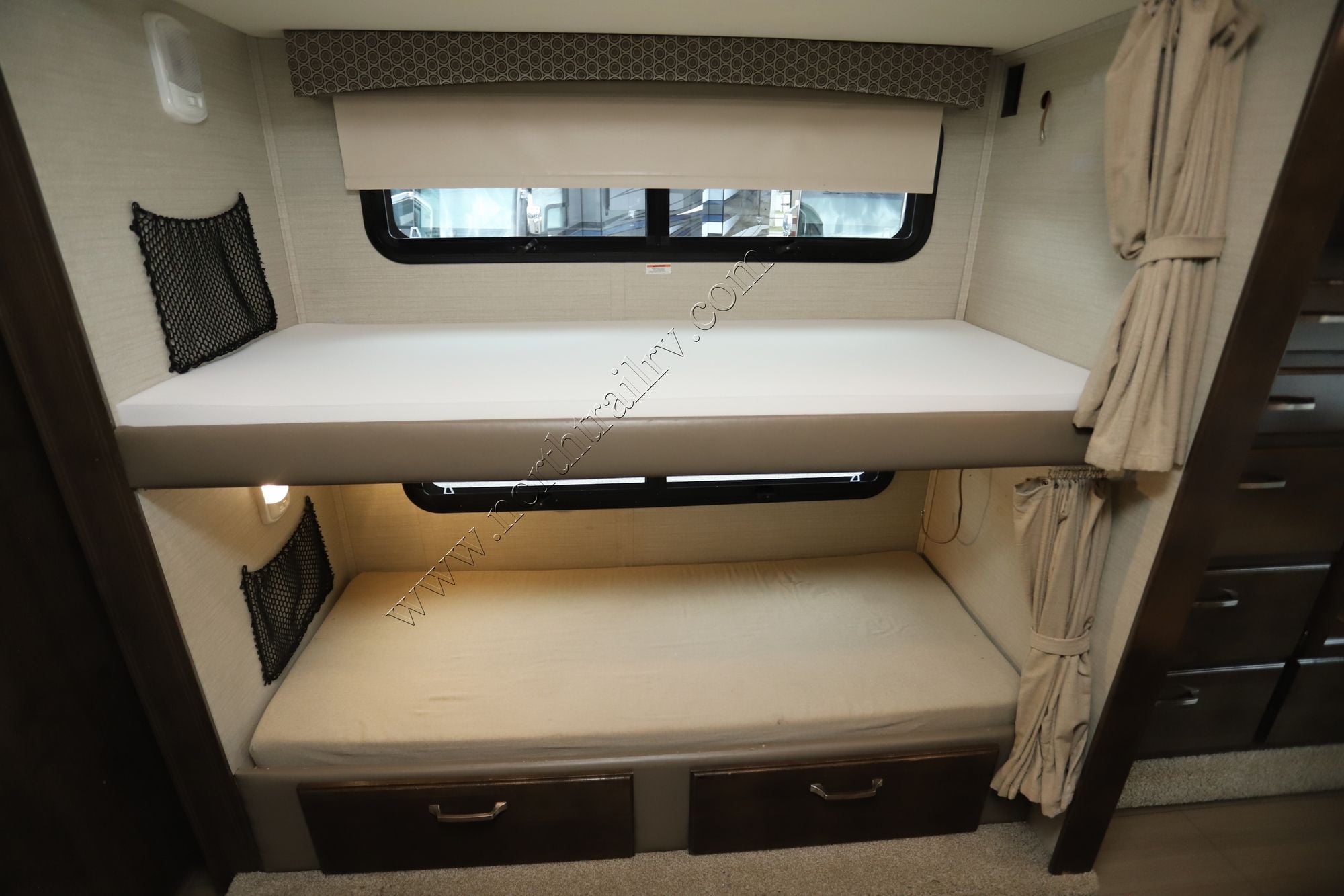 Used 2018 Jayco Greyhawk 31FS Class C  For Sale