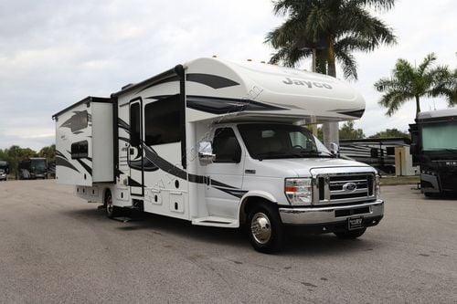 2018 Jayco Greyhawk 31FS Class C