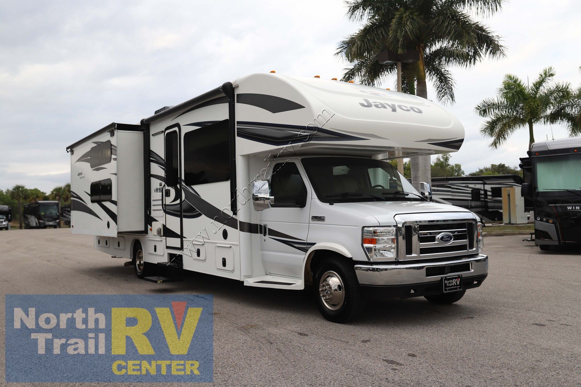 Used 2018 Jayco Greyhawk 31FS Class C  For Sale