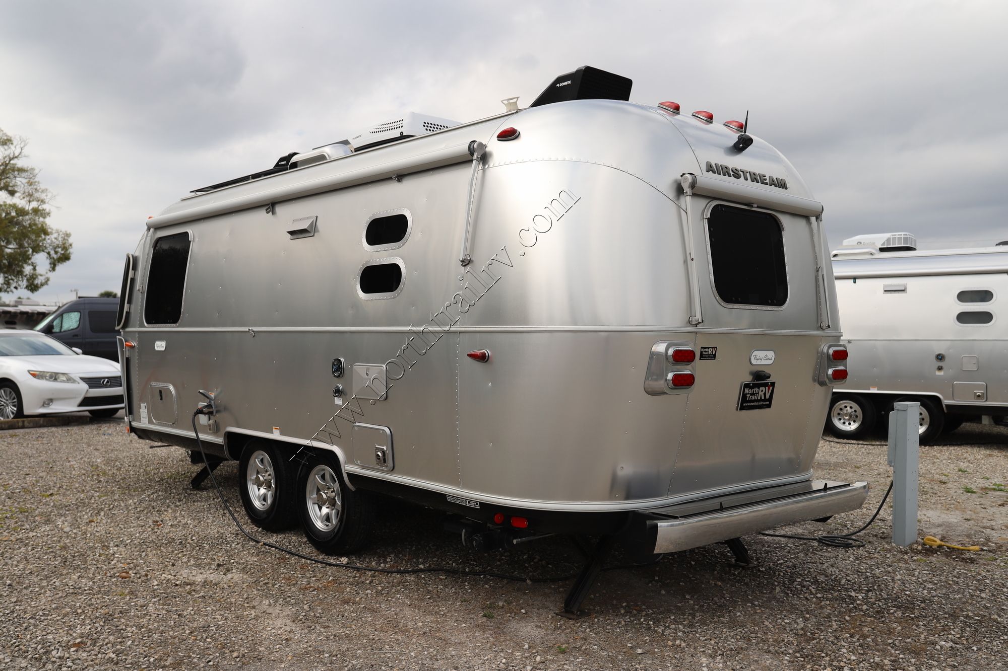 Used 2023 Airstream Flying Cloud 23FBT Travel Trailer  For Sale