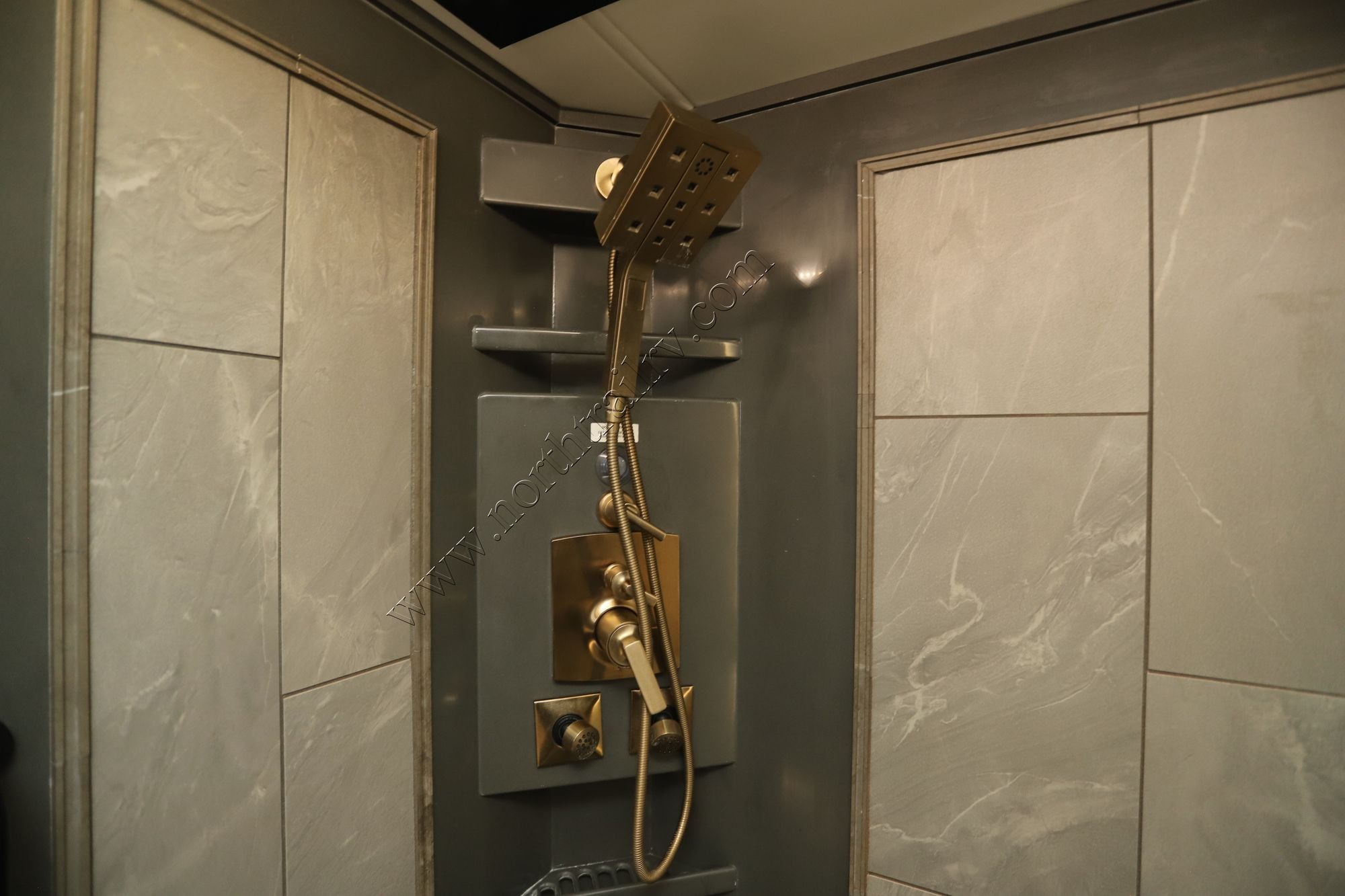 Used 2024 Tiffin Motor Homes Zephyr 45FZ Class A  For Sale