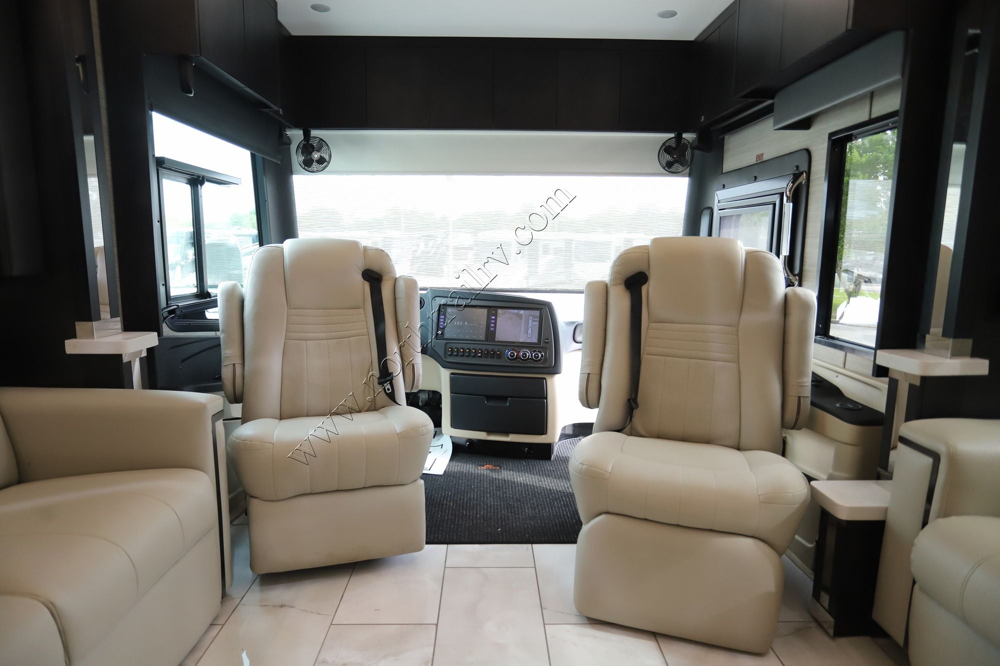 Used 2024 Tiffin Motor Homes Zephyr 45FZ Class A  For Sale