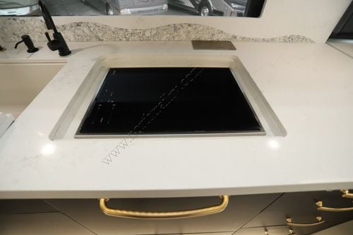 2024 Tiffin Motor Homes Zephyr 45FZ