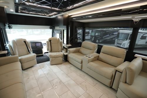 2024 Tiffin Motor Homes Zephyr 45FZ