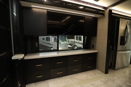 2024 Tiffin Motor Homes Zephyr 45FZ