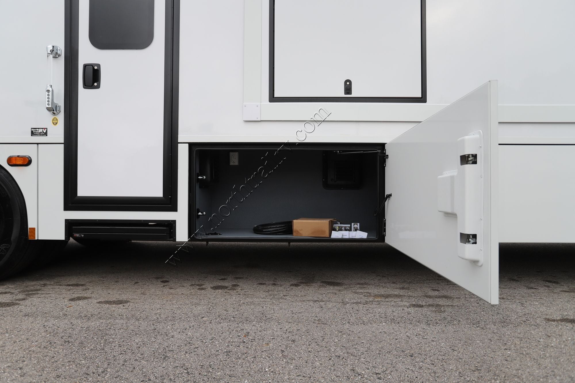 New 2026 Renegade Rv Classic 45CMR Super C  For Sale